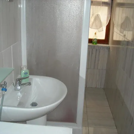 Sapore Di Mare Bed and Breakfast Σαλέρνο